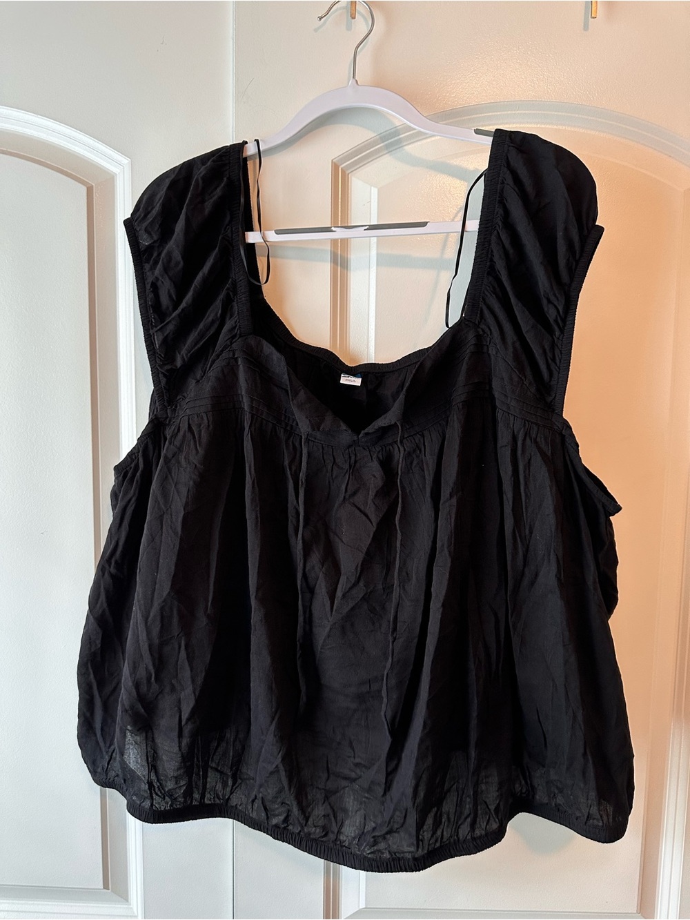 Old Navy Black Sleeveless Peasant Tank Top